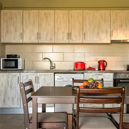 דירה Zoi Faraklata